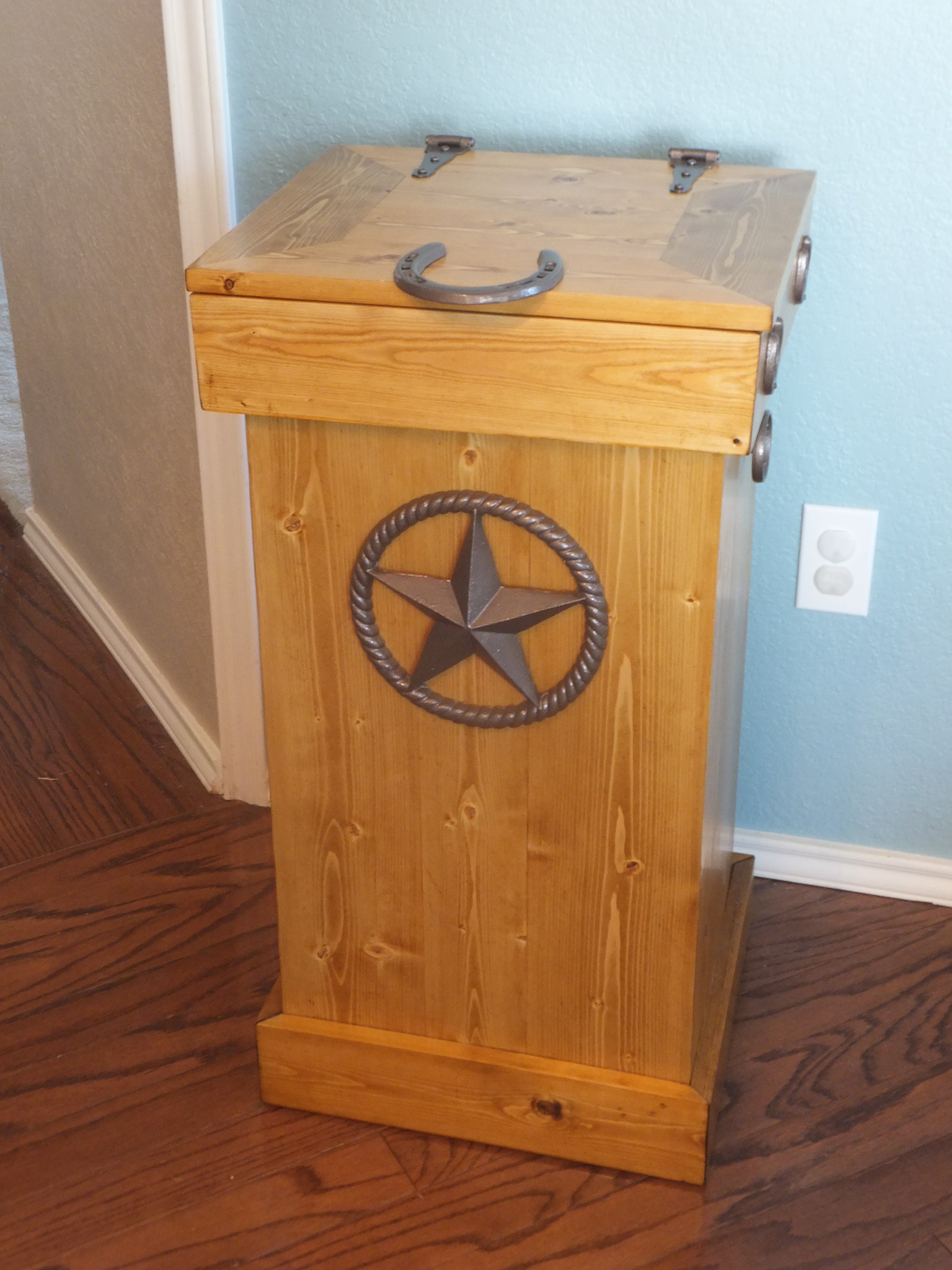 Wood Trash Can 30 Gallon No Decor – THH Creations